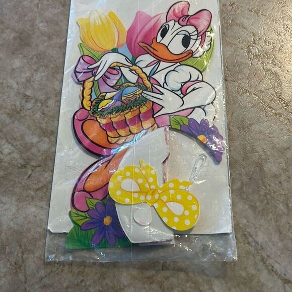 DISNEY DOnald Duck VINTAGE Centerpiece NWT - Picture 3 of 3